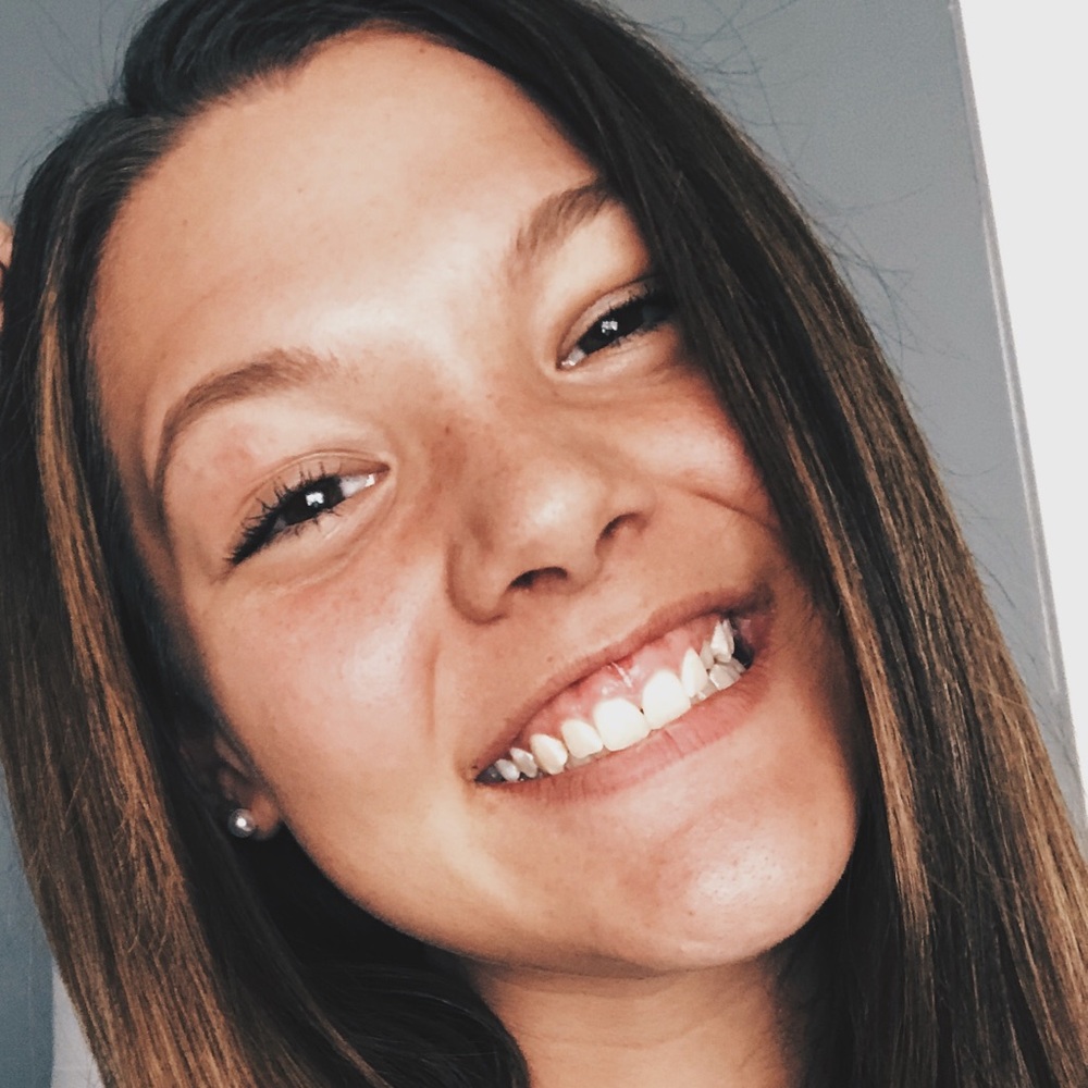 Meet your Posher, Abby